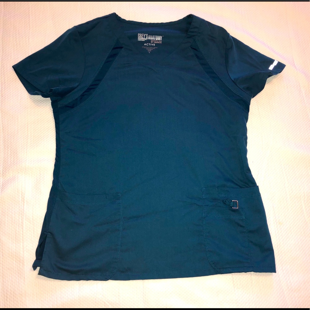 Greys Anatomy women’s scrub set Large